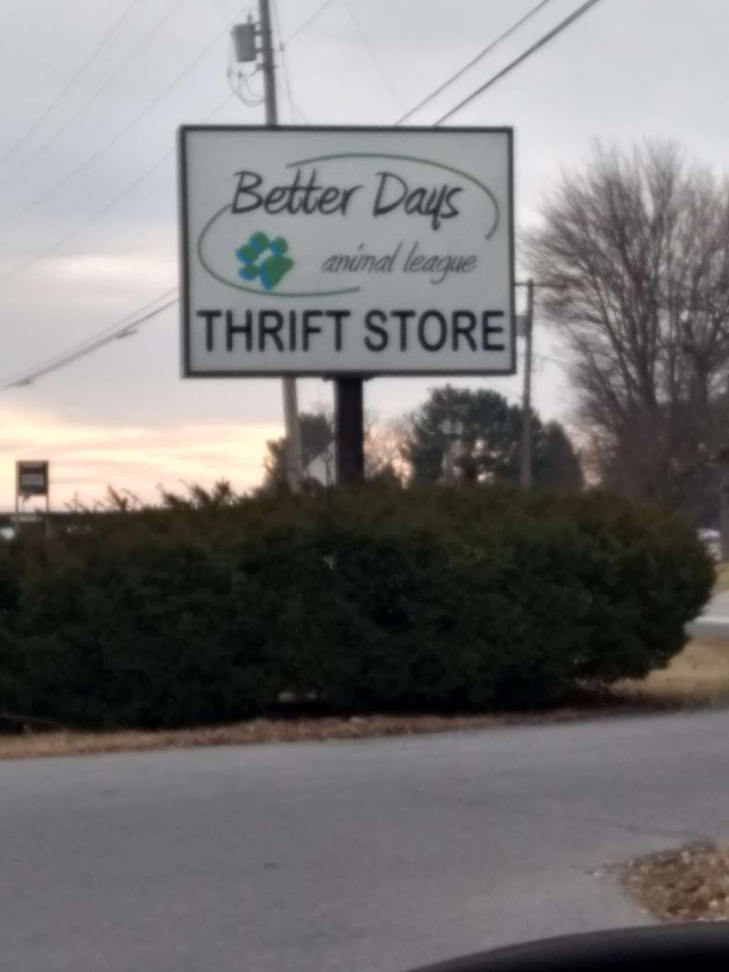 Better Days Thrift Store | West Side Plaza/Food Lion Plaza Radio Hill, 875 Lincoln Way W Suite 109, Chambersburg, PA 17202 | Phone: (717) 977-9351
