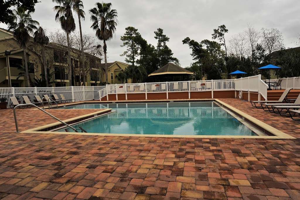 Island Club Apartments | 1401 S Kirkman Rd, Orlando, FL 32811, USA | Phone: (407) 578-3096