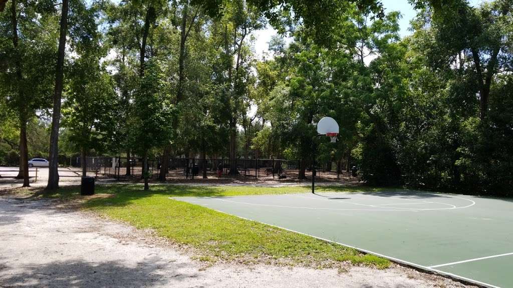 Plumosa Oaks Park | 428 Plumosa Ave, Casselberry, FL 32707, USA | Phone: (407) 262-7700