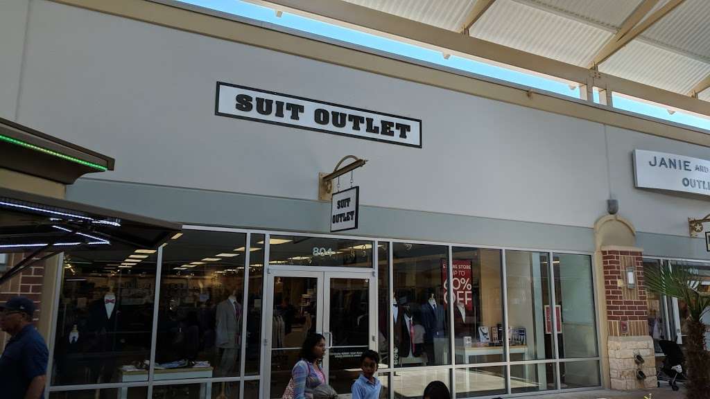 Suit Outlet | 29300 Hempstead Rd, Cypress, TX 77433, USA | Phone: (281) 256-7751