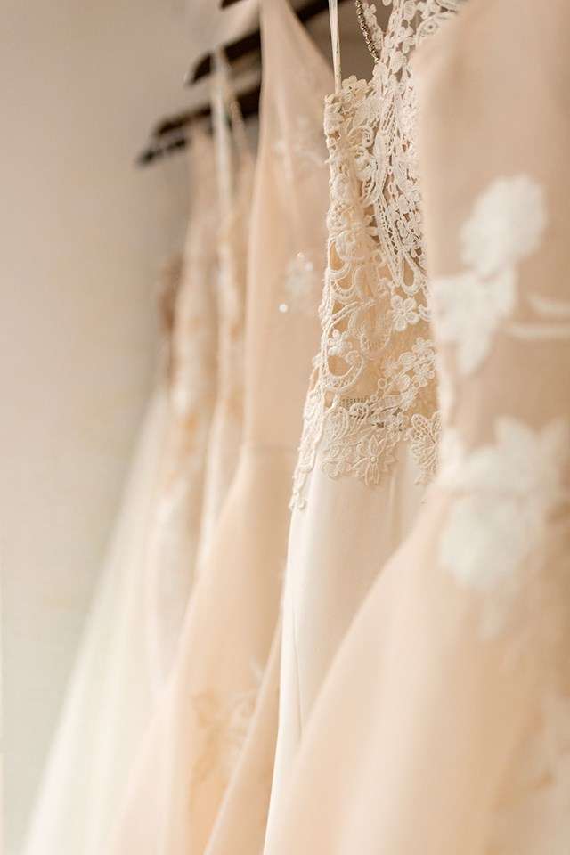 Mariée Bridal | 8100 E Indian School Rd, Scottsdale, AZ 85251, USA | Phone: (480) 946-4343