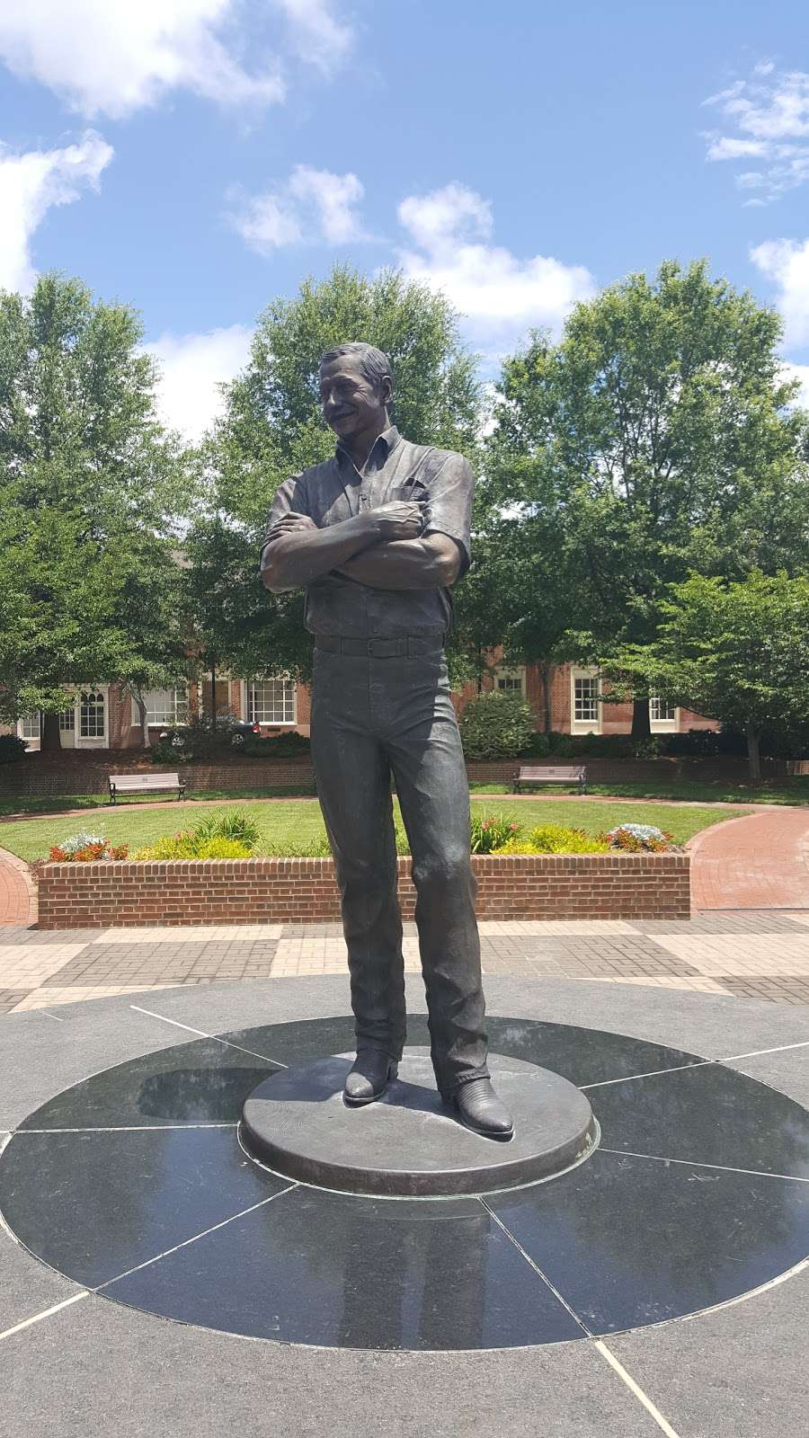 Dale Earnhardt Plaza | S Main St, Kannapolis, NC 28081, USA