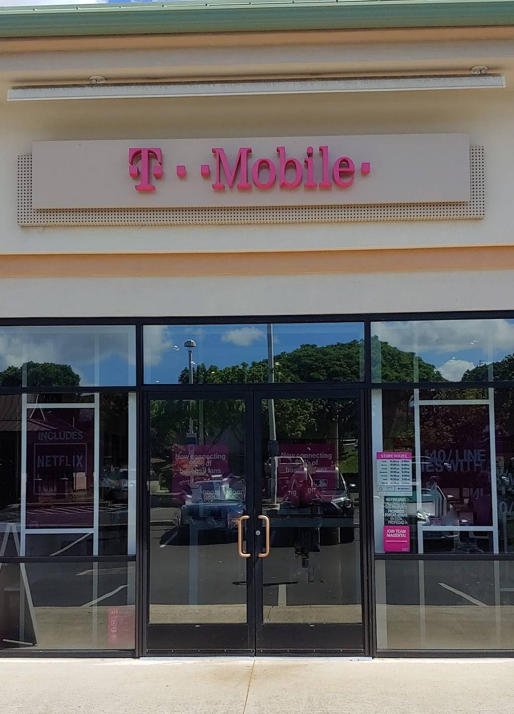 T-Mobile | 94-673 Kupuohi St Ste B204, Waipahu, HI 96797, USA | Phone: (808) 677-2473