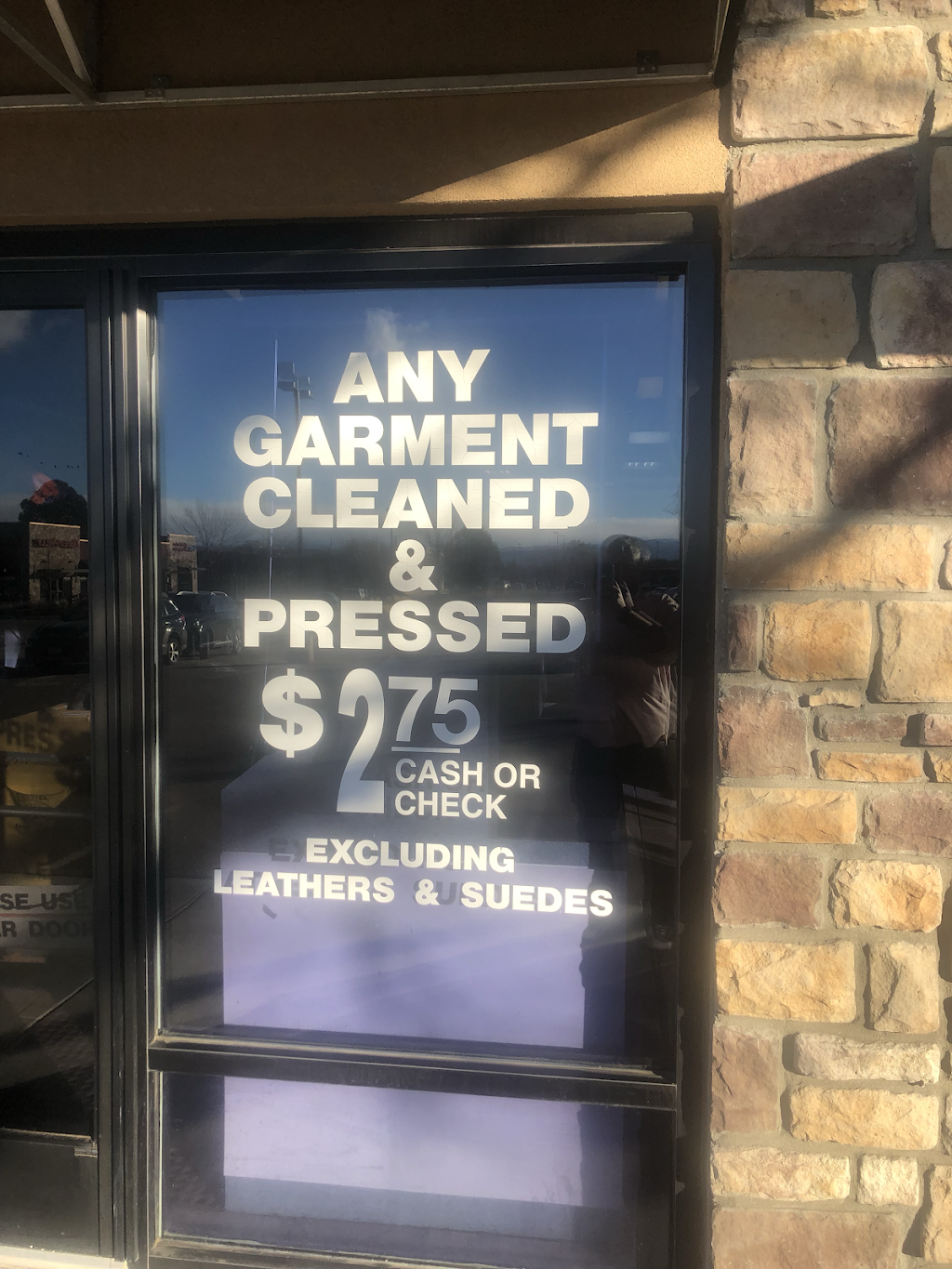 Continental Dry Cleaners | 2680 E County Line Rd, Highlands Ranch, CO 80126, USA | Phone: (303) 220-0350