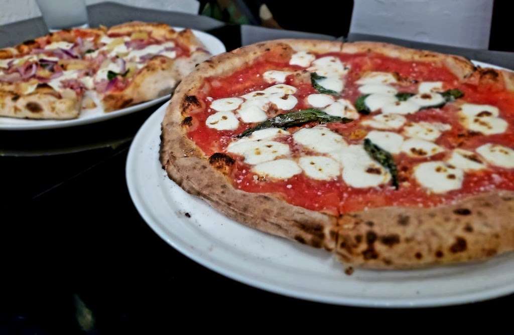 MidiCi The Neapolitan Pizza Company | 68 Hillsdale Mall, San Mateo, CA 94403, USA | Phone: (650) 458-3545