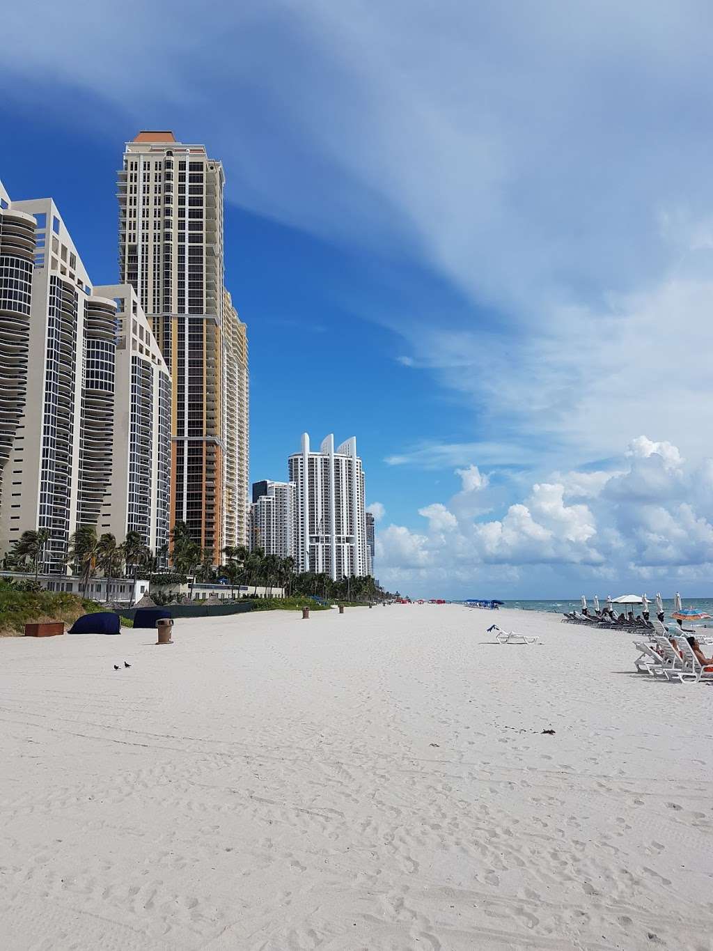 Collins Av & 174 St | Sunny Isles Beach, FL 33160, USA