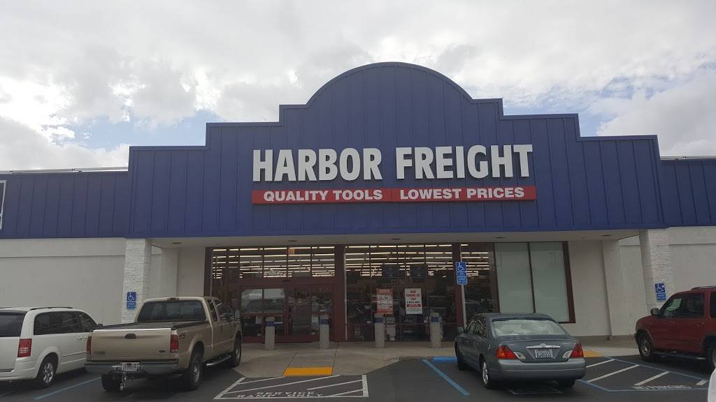 Harbor Freight Tools | 1900 Howe Ave, Sacramento, CA 95825, USA | Phone: (916) 643-9640