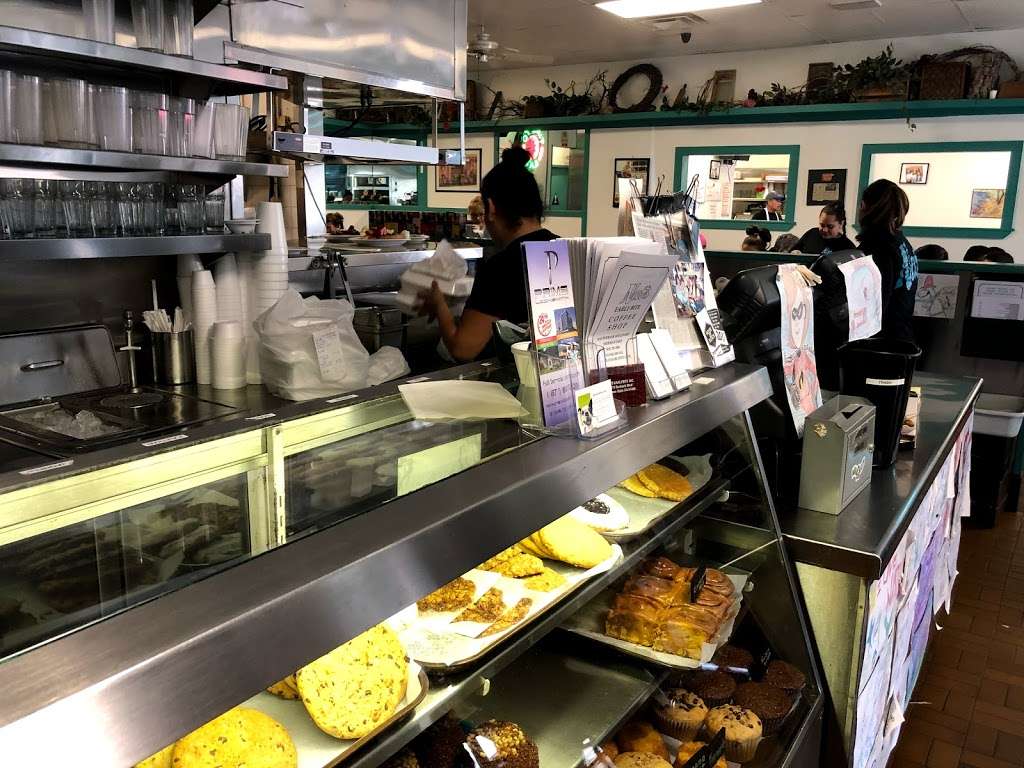 Nats Early Bite | 14115 Burbank Blvd, Sherman Oaks, CA 91401, USA | Phone: (818) 781-3040 Nats Early Bite | 14115 Burbank Blvd, Sherman Oaks, CA 91401, USA | Phone: (818) 781-3040