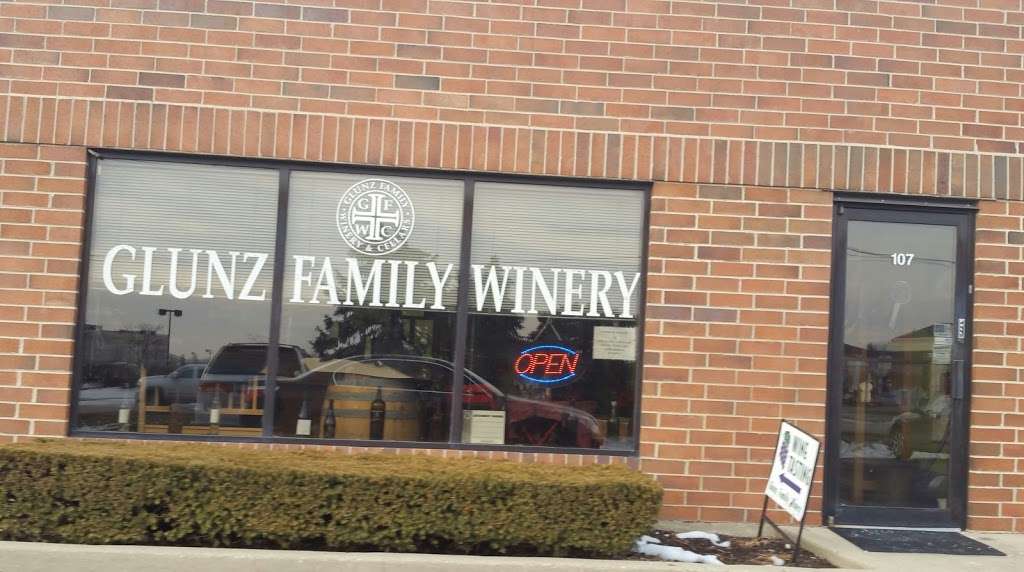 Glunz Family Winery & Cellars | 888 E Belvidere Rd, Grayslake, IL 60030, USA | Phone: (847) 548-9463