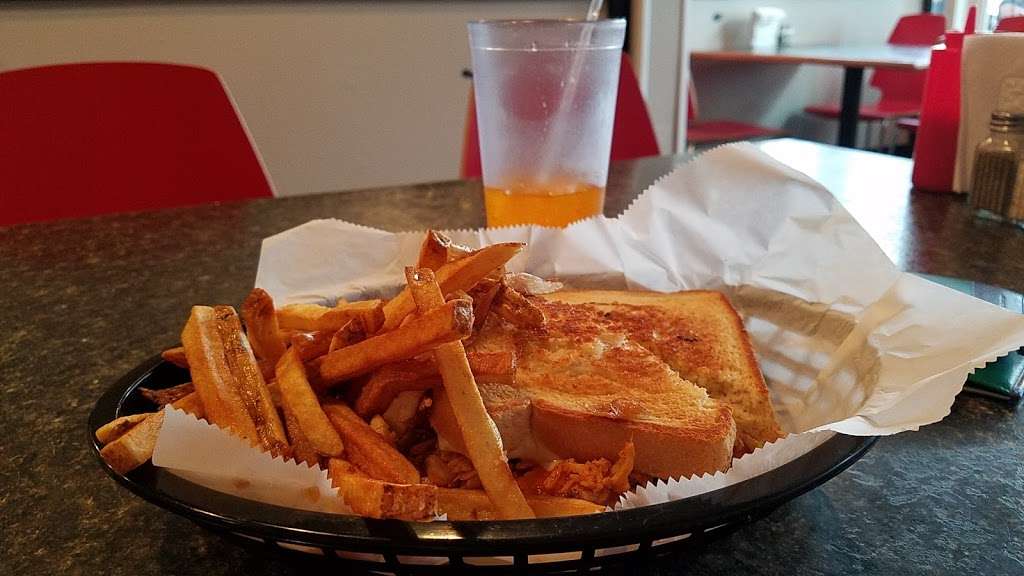 Steves Grilled Cheese and Quesadilla Company | 27 John F Kennedy Blvd, Sea Isle City, NJ 08243, USA | Phone: (609) 478-2370