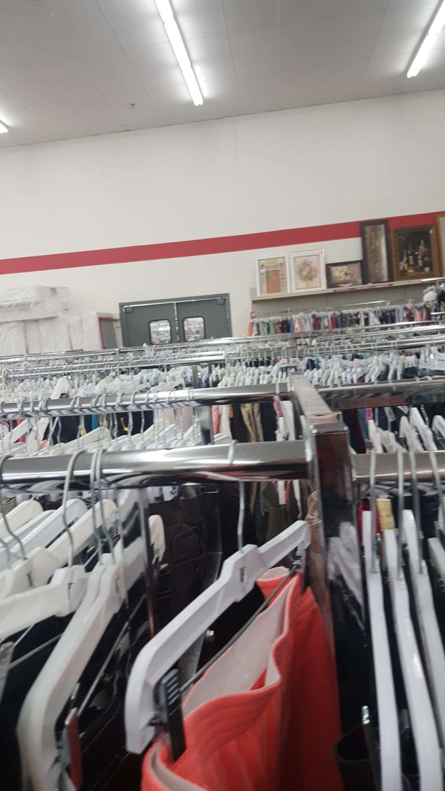 arc Thrift Store | 2401 27th St, Greeley, CO 80634, USA | Phone: (970) 330-7082