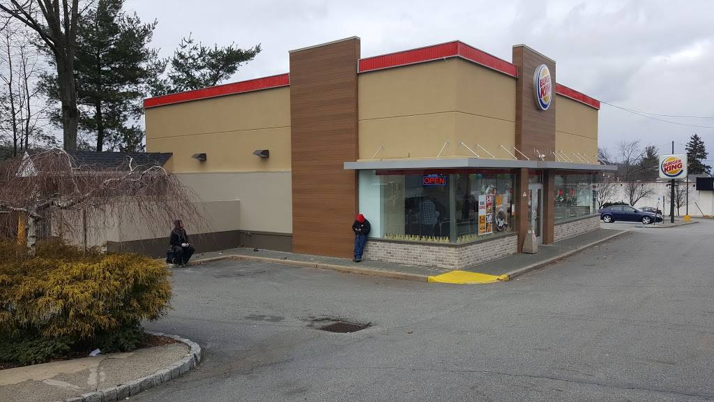 Burger King | 330 Pompton Ave, Cedar Grove, NJ 07009, USA | Phone: (973) 433-0722