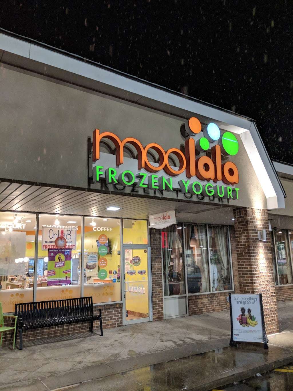 Moolala Frozen Yogurt | call 2, 1664 Merrick Rd, Merrick, NY 11566, USA | Phone: (516) 442-3577