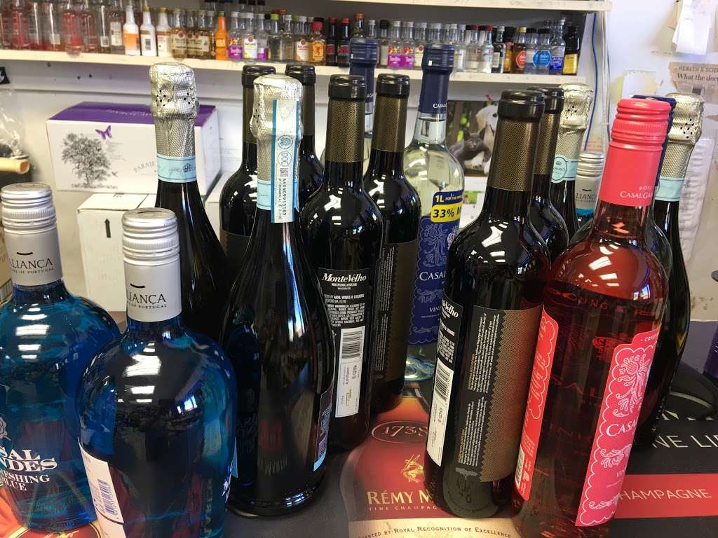 Lisbon Wines & Liquors Inc | 191 Jericho Turnpike, Mineola, NY 11501, USA | Phone: (516) 739-2620