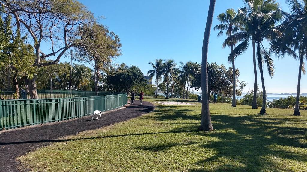 Coconut Grove Dog Park | 2171 S Bayshore Dr, Miami, FL 33133 | Phone: (305) 575-5256