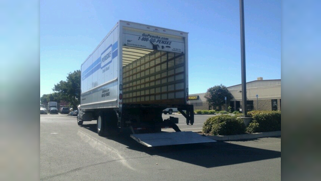 Penske Truck Rental | 3663 Petersen Rd, Stockton, CA 95215, USA | Phone: (209) 948-1500