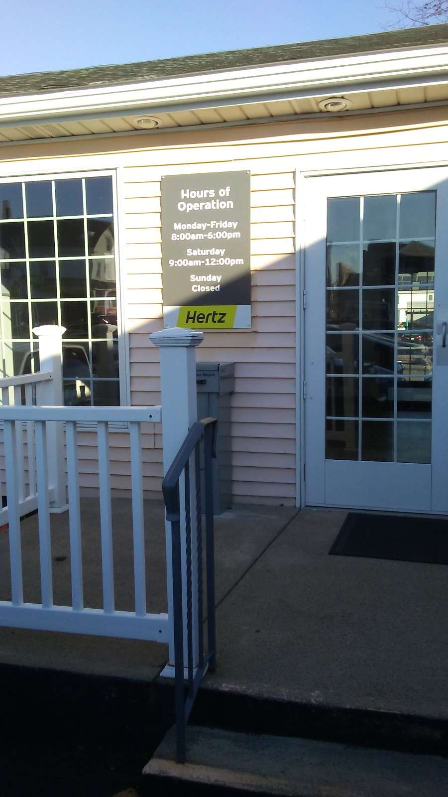 Hertz | 33 Bridge St, Salem, MA 01970 | Phone: (978) 744-2151