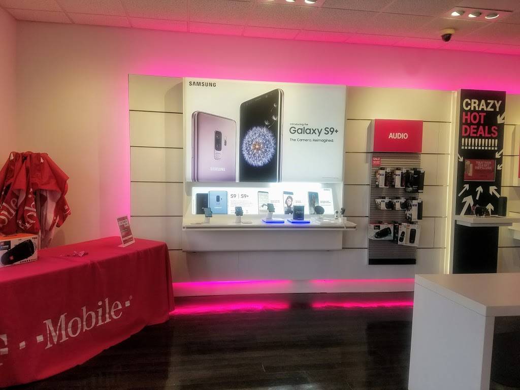 T-Mobile | 2715 S Front St Suite 6, Philadelphia, PA 19148, USA | Phone: (215) 271-2830