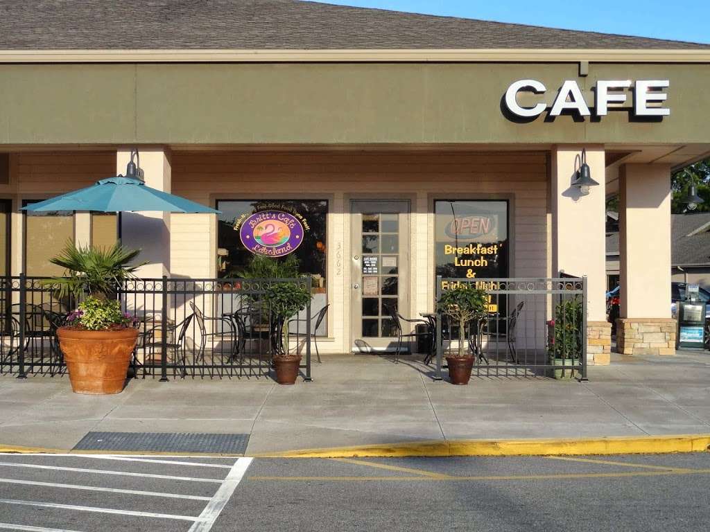 Britts Cafe -Lakeland | 3662 Harden Blvd, Lakeland, FL 33803, USA | Phone: (863) 607-9637