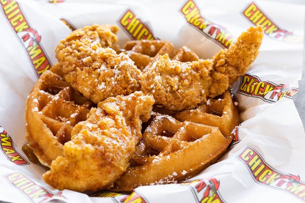 Chick N Max | 352 S West St, Wichita, KS 67213, USA | Phone: (316) 831-1286