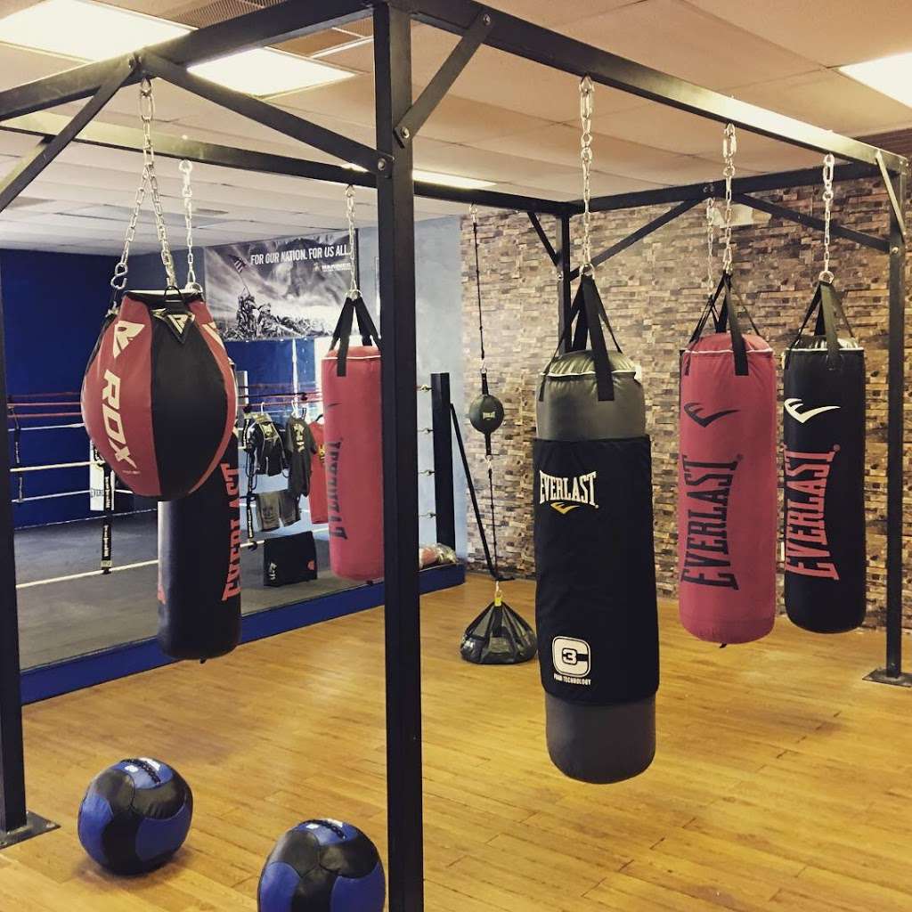 Big Moe Boxing Aftercare and Adult Bootcamp | 412 Cypress Gardens Blvd, Winter Haven, FL 33880, USA | Phone: (863) 656-5558