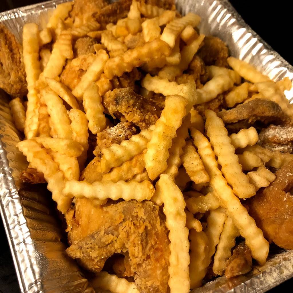 Louisiana Fish & Chicken | 6145 Merrill Rd #3428, Jacksonville, FL 32277, USA | Phone: (904) 745-9050