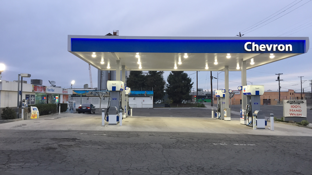 Chevron | 225 N H St, Fresno, CA 93701, USA | Phone: (559) 264-1564