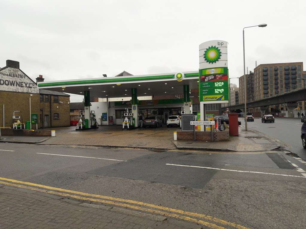 BP | N Woolwich Rd, London E16 2BB, UK | Phone: 020 3653 0751