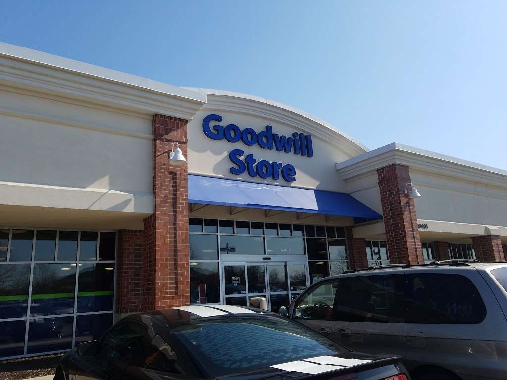 Goodwill Store | 10491 Walnut Creek Dr, Carmel, IN 46032, USA | Phone: (317) 876-0096