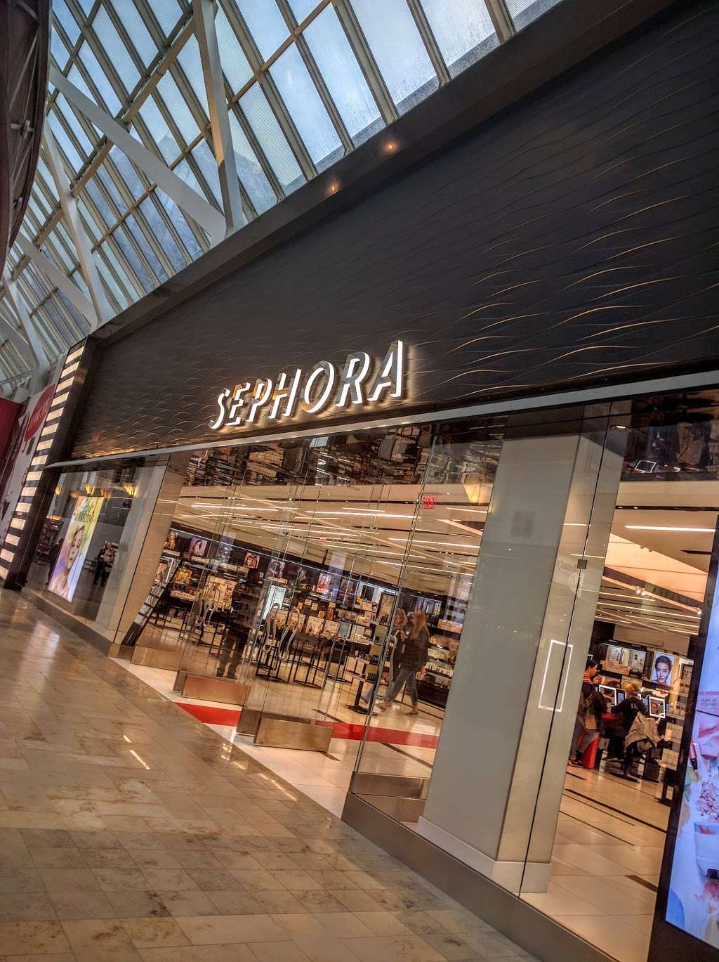 SEPHORA | 800 Boylston St Space 157, Boston, MA 02199 | Phone: (617) 262-4200