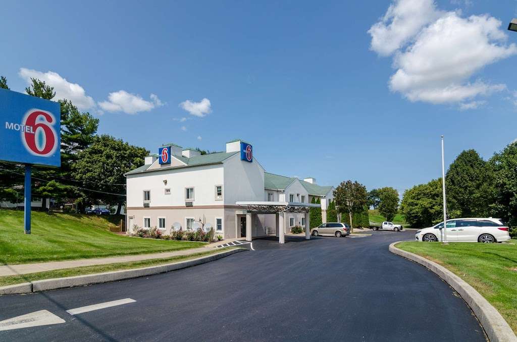 Motel 6 Gordonville | 2959 Lincoln Hwy E, Gordonville, PA 17529, USA | Phone: (717) 687-3880