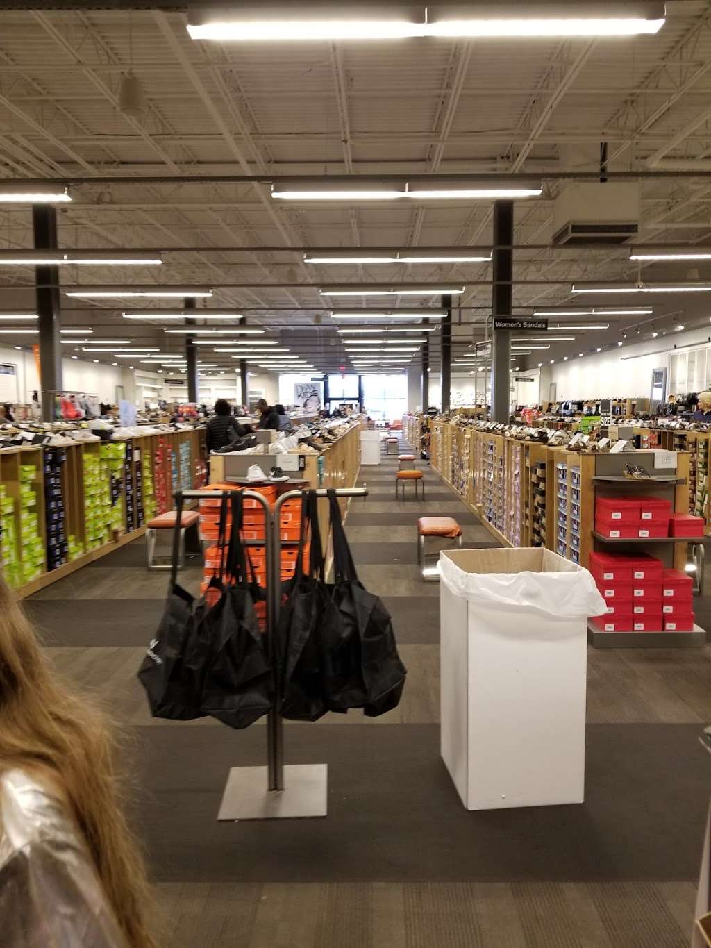 DSW Designer Shoe Warehouse | 1410 S Main Chapel Way, Gambrills, MD 21054 | Phone: (443) 292-5074