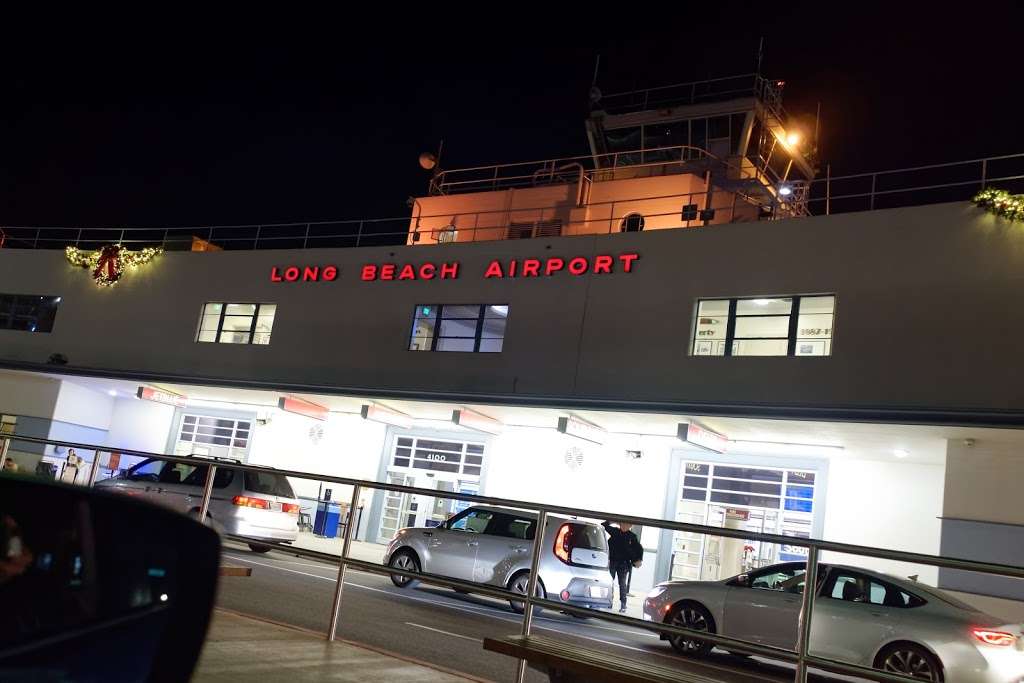 Long Beach Airport | 4100 Donald Douglas Dr, Long Beach, CA 90808, USA | Phone: (562) 570-2600