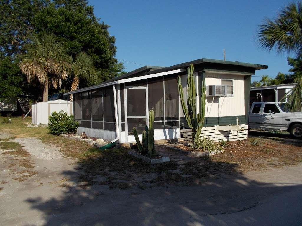 Mayberry’s RV Community | 925 Cheney Hwy, Titusville, FL 32780, USA | Phone: (321) 537-8539