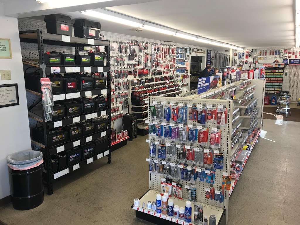 Carquest Auto Parts - B&C Engine Service | 70 N Peru St, Cicero, IN 46034, USA | Phone: (317) 984-4931