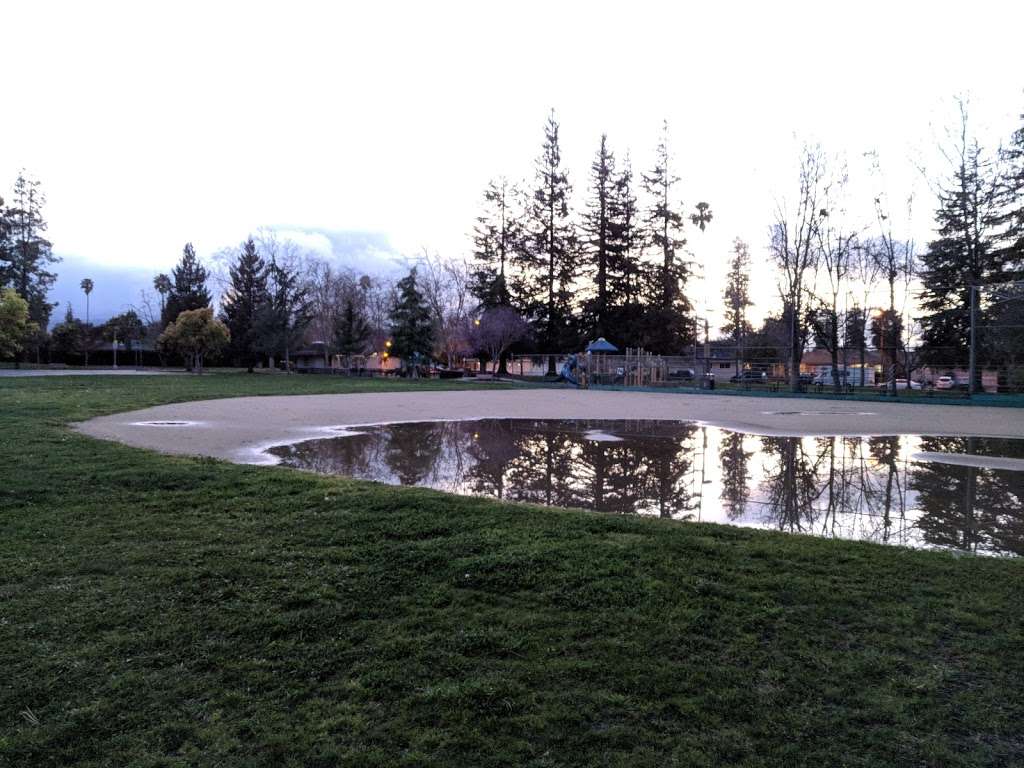 Hathaway Park | 1497 Vallejo Dr, San Jose, CA 95130, USA | Phone: (408) 535-3570