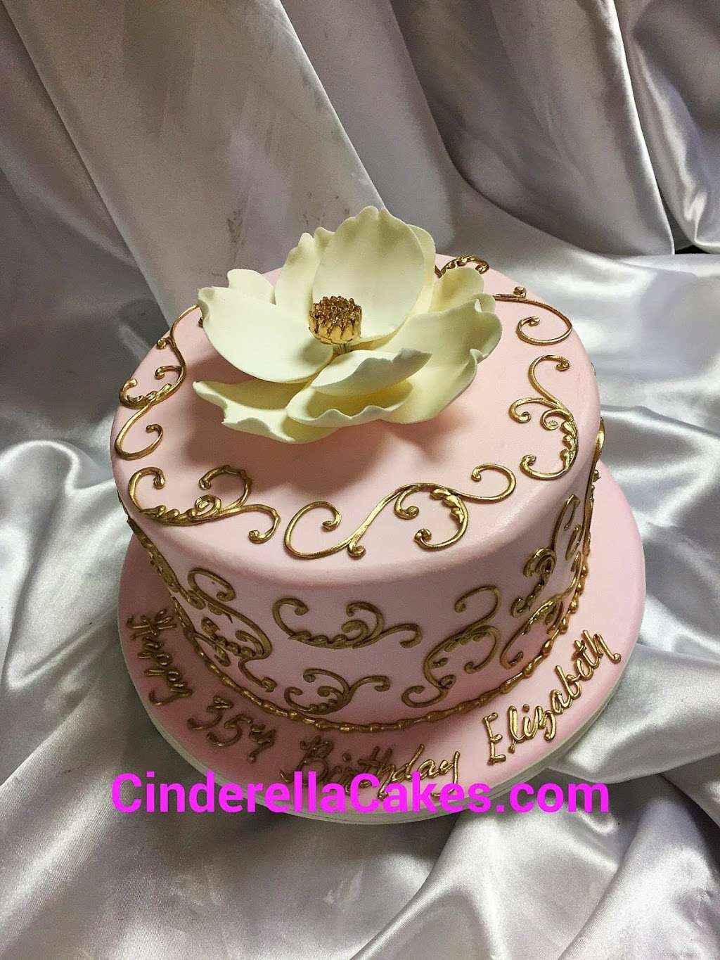 Cinderella Cakes Anaheim | 2090 S Euclid St, Anaheim, CA 92802, USA | Phone: (714) 530-2253