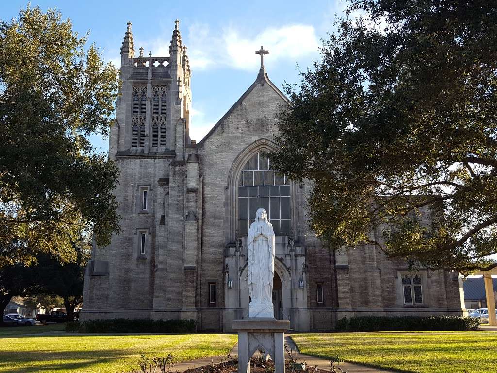 Holy Rosary Catholic Church | 1416 George St, Rosenberg, TX 77471 | Phone: (281) 342-3089