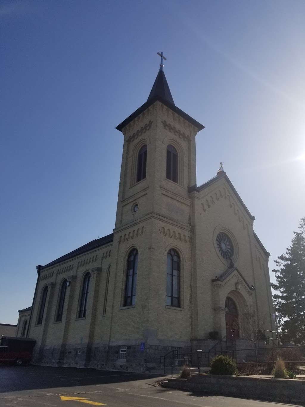 St Louis Catholic Church | 13207 County Rd G, Caledonia, WI 53108, USA | Phone: (262) 835-4533