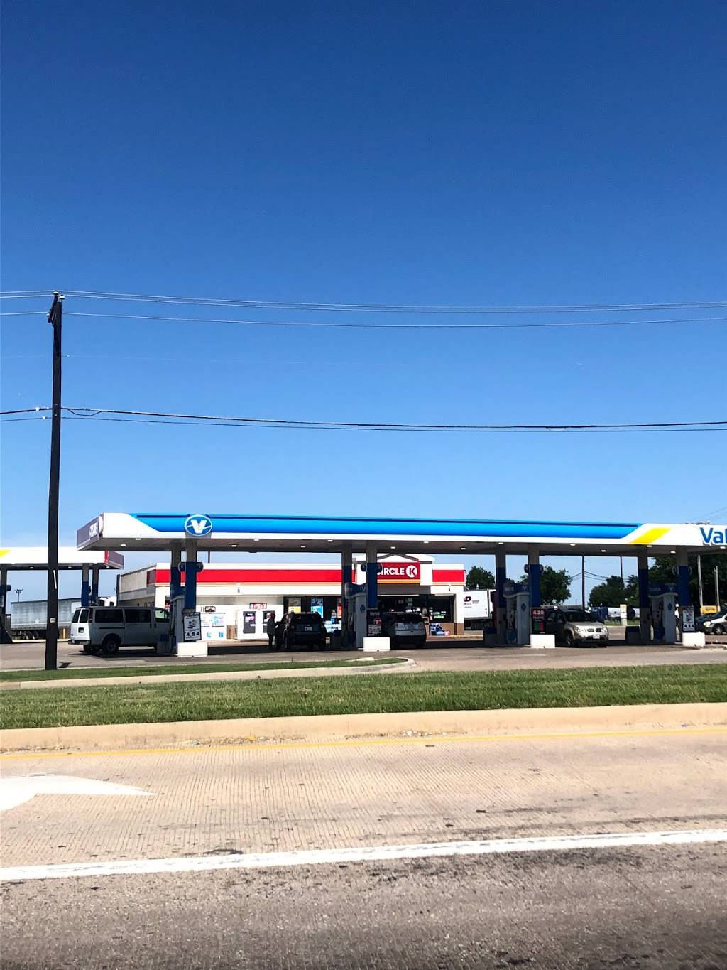 Valero | 1013 S Blue Mound Rd, Fort Worth, TX 76131, USA | Phone: (817) 232-4012