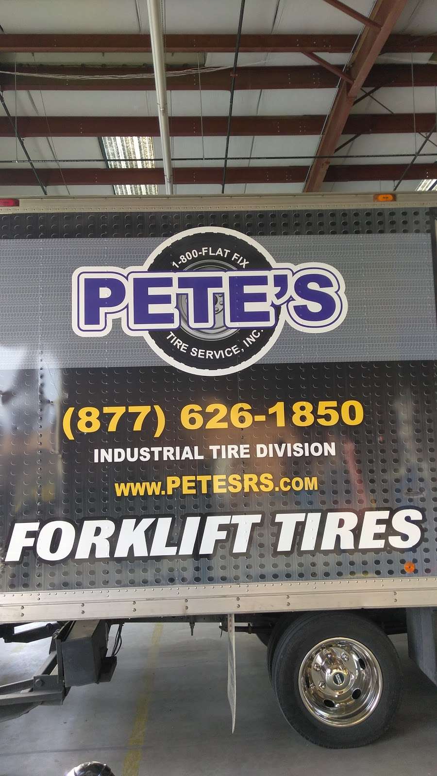 Petes Road Service, Inc. | 15457 Village Dr, Victorville, CA 92394, USA | Phone: (760) 256-1021