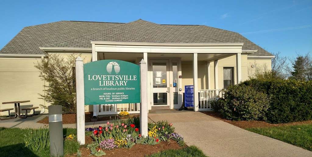 Lovettsville Library | 12 N Light St, Lovettsville, VA 20180 | Phone: (540) 822-5824