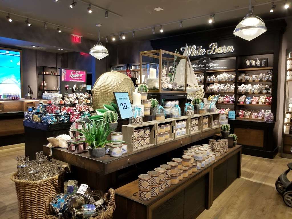 Bath & Body Works | 2000 E Rio Salado Pkwy, Tempe, AZ 85281, USA | Phone: (480) 557-9877