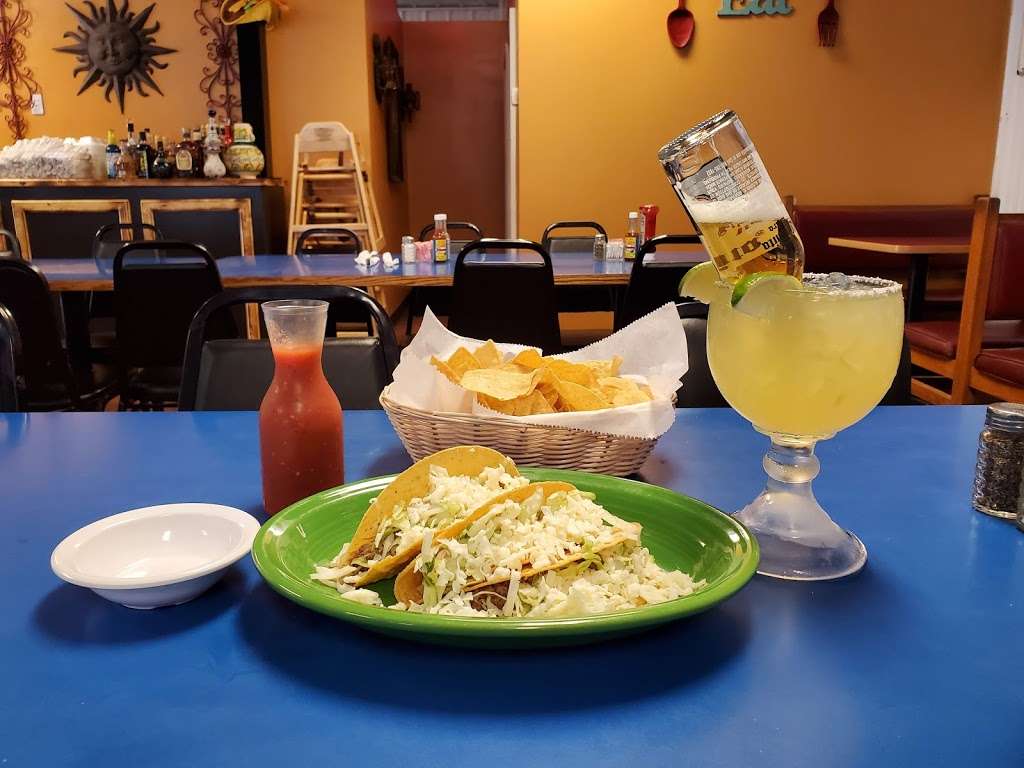 El Rey Papis | 411 Havre St, King City, MO 64463, USA | Phone: (660) 535-4318