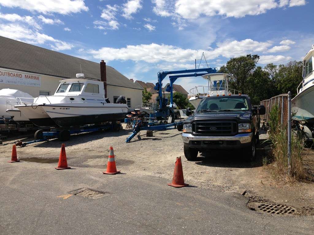 Outboard Marine Services Inc | 24 Cottage Ave, Bay Shore, NY 11706, USA | Phone: (631) 665-3885