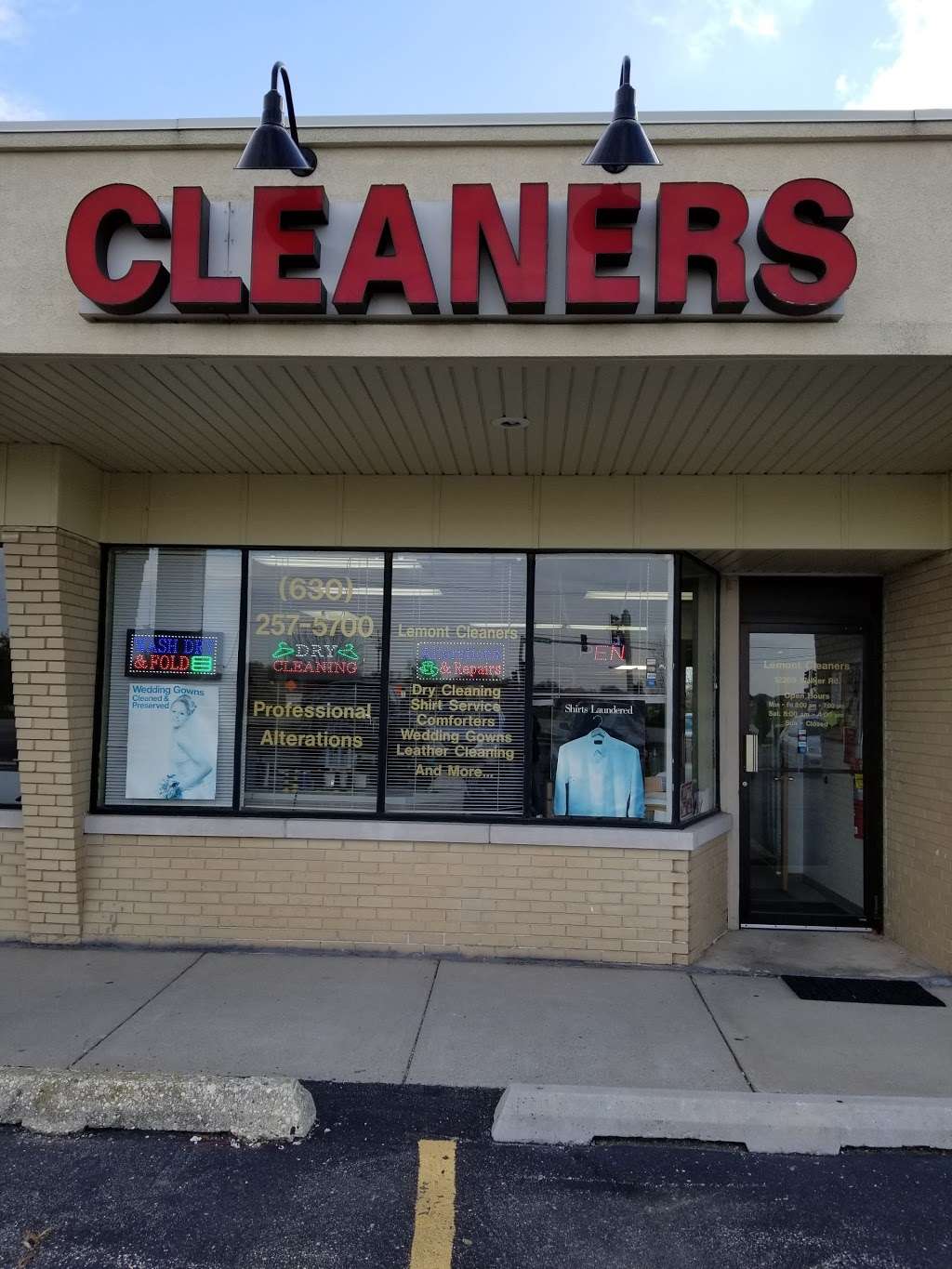 Lemont Cleaners | 12269 Walker Rd, Lemont, IL 60439, USA | Phone: (630) 257-5700