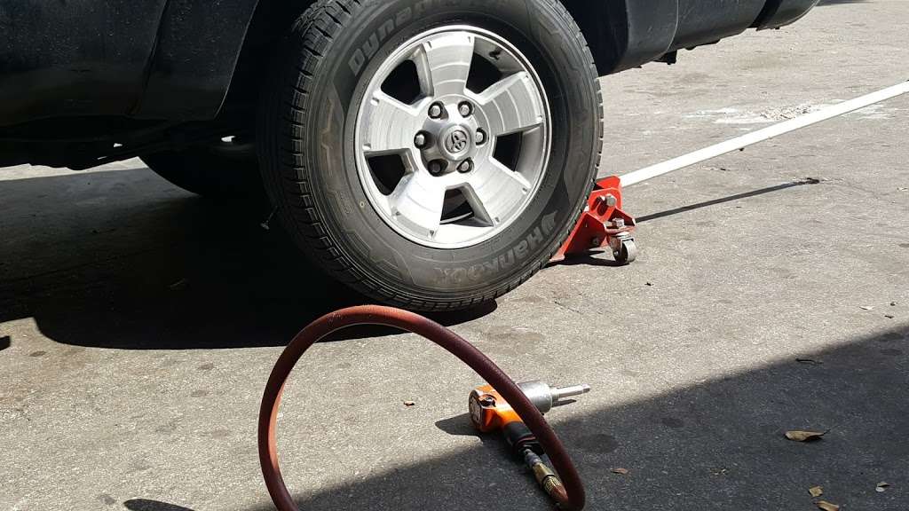 B & T Tire Repair Inc | 5600 NW 2nd Ave, Miami, FL 33127, USA | Phone: (786) 285-0427