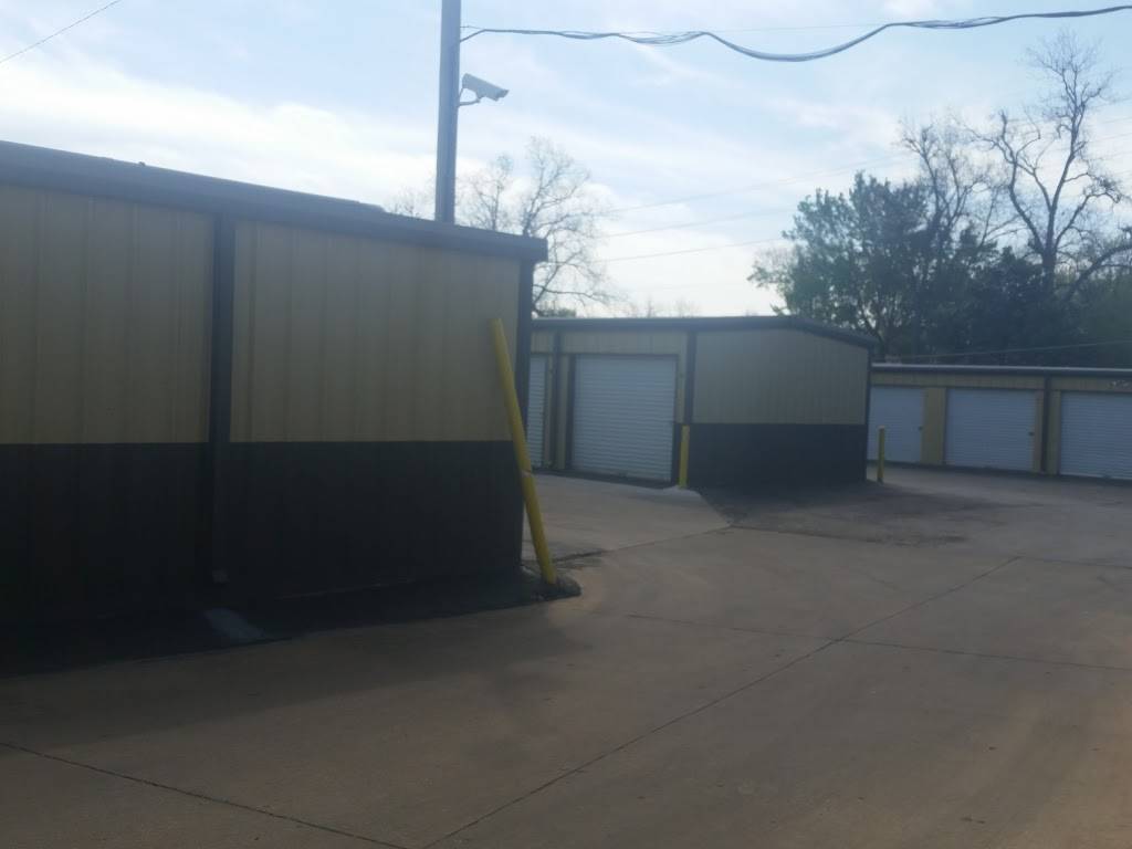 SecurCare Self Storage | 3655 S Tacoma Ave, Tulsa, OK 74107, USA | Phone: (918) 895-8673