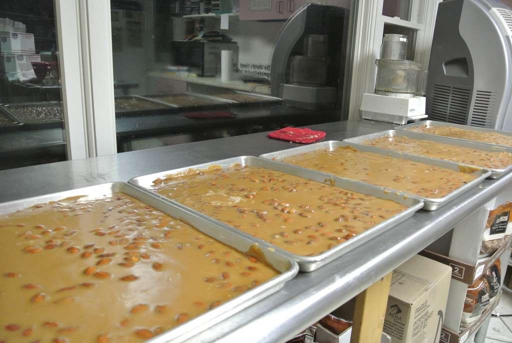 Worlds Finest Homemade English Toffee | 695 West, 93 South St, Hebron, IN 46341, USA | Phone: (219) 988-2235