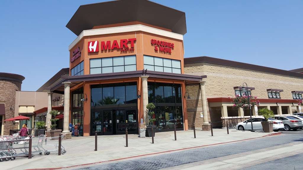 Hmart Buena Park | 5111 Beach Blvd, Buena Park, CA 90621 | Phone: (714) 249-7070